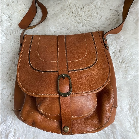 Patricia Nash Handbags - 💥PRICE DROP💥Patricia Nash Barcelona Saddle Bag